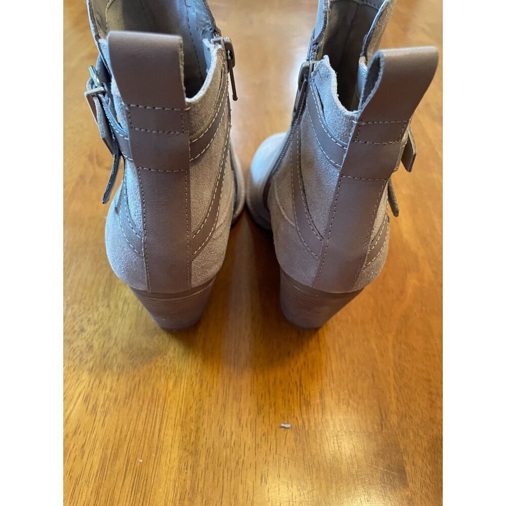 Alex Marie Women's Suede Ankle Boots With Stacked Heel Buckle Straps - Size 7.5 - Picture 3 of 9